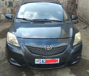 Toyota Yaris Sedan 2010 110000KM