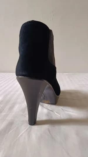 Women mixed-texture ankle boots