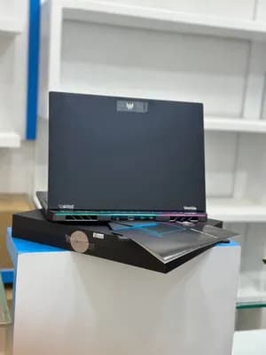 Acer Predator Helion NEO16