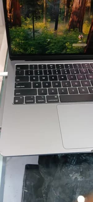 Apple MacBook Air M2 2022