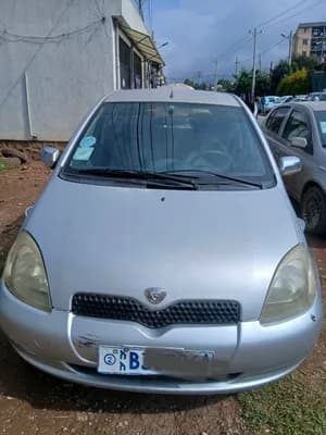 Toyota Vitz 2001 1.0L