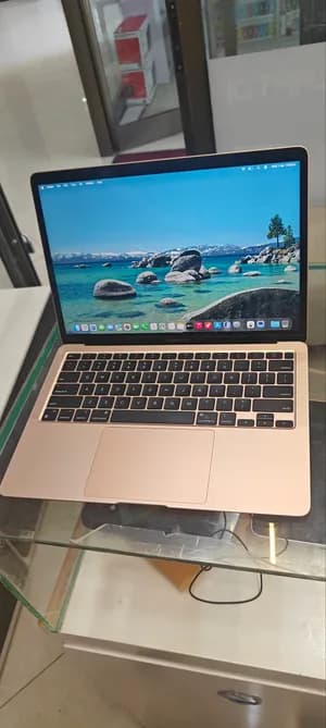 Apple MacBook Air M1 2020