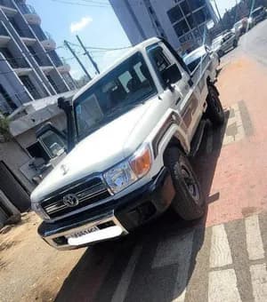 Toyota Land Cruiser 1HZ Pickup 2012