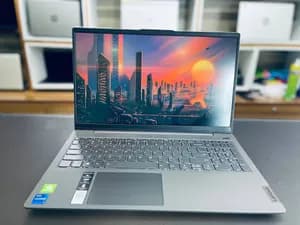 Lenovo IdeaPad Slim 7 i7 16GB