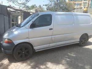 Toyota Hiace 2003 D4D Manual