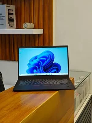 Lenovo Thinkpad X1 carbon