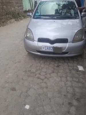 Toyota Vitz 2001 1.0L