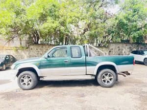 Toyota Hilux Hard Body