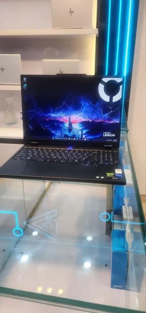 Lenovo Legion 5 15IRX10 Gaming Laptop