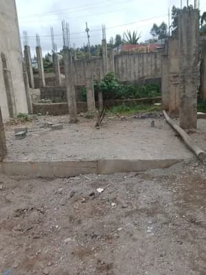 175 sqm Land for Sale in Ayat