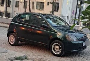 Toyota VitZ Yaris 2000 Used