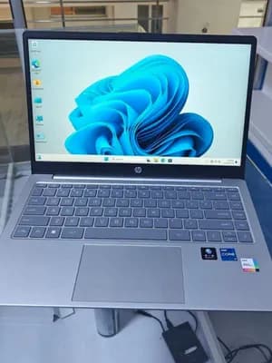 HP Notebook 14 Intel i7 Laptop