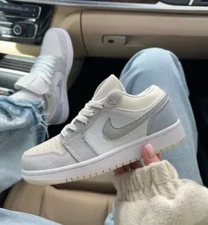 Nike Air Jordan 1 Low Sky Paris