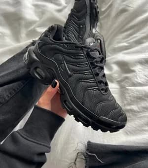 Nike Air Max TN Plus Triple Black