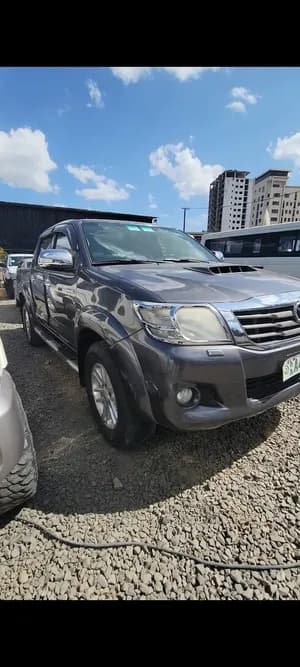 Toyota Hilux Double cab 2015