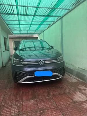 Volkswagen ID.6 Crozz Pro 2023