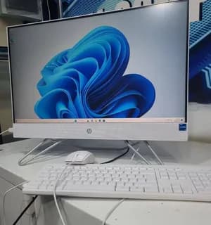 HP All-in-One 24 White i5