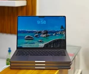 Apple MacBook Pro 14-inch M1 Pro