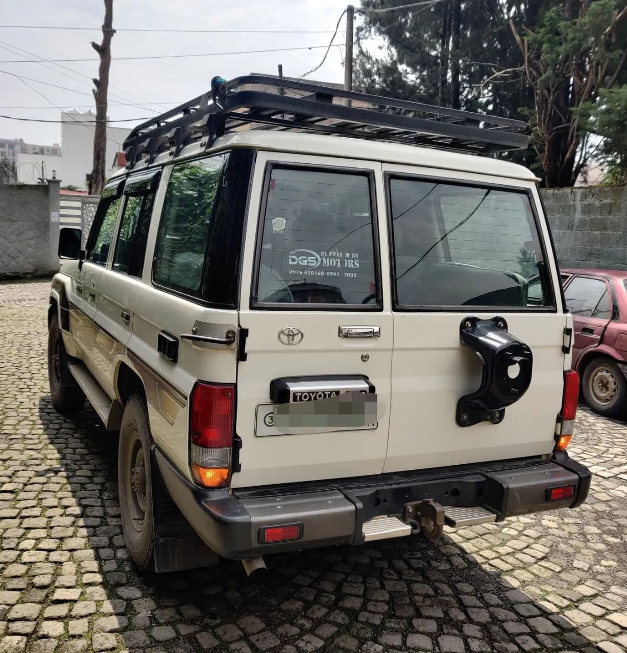 Listing photo 2