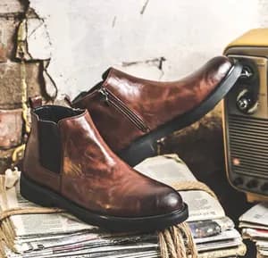 Elegant Leather Chelsea Boots