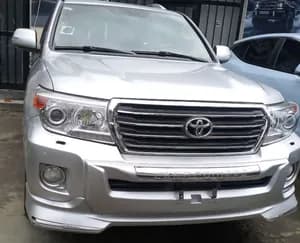 Toyota Landcruiser V8 VX.R