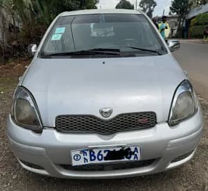 Vitz 2004