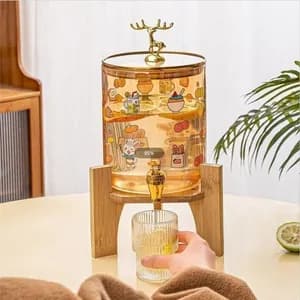 Dispenser with 6 cups