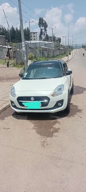 Suzuki Swift 2024 Automatic