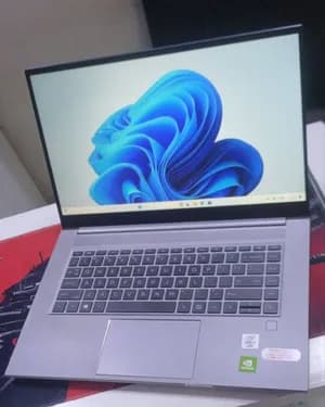 HP ZBook i7-10850H 32GB 512GB