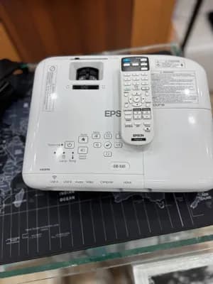 Epson EB-X41 Projector
