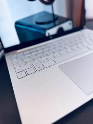 HP PAVLION PLUS