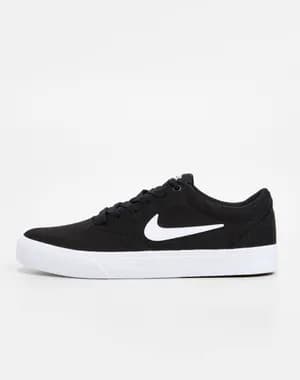 NIKE CHARGE Size 41