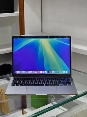 Apple MacBook Pro i5 2020 8GB 512GB