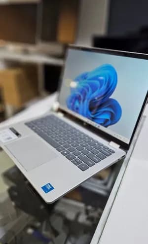 HP Omnibook Core 7 Laptop
