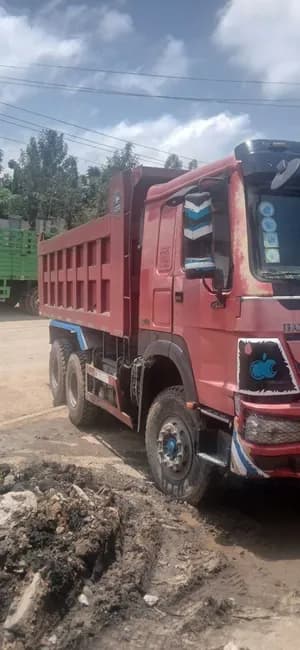 Red Dump Truck 2016