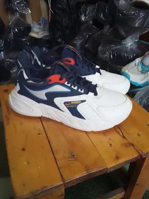 361 Sneakers Size 40