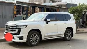 Toyota Land Cruiser VX-R 2022