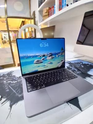 Apple MacBook M1 Pro 14 inch