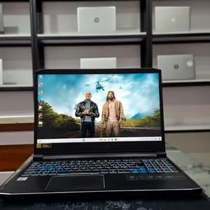 Acer Predator Helios 300 i7 RTX 2070