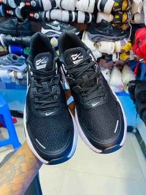 Airmax Zoom