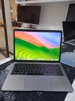 Apple MacBook Air 2019