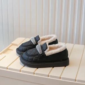Cute girls Furry Sandals