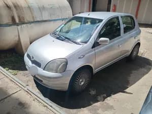 Toyota VitZ 2001