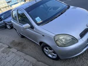Toyota Vitz 2001