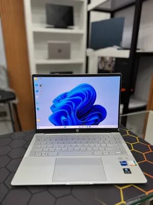 HP Pavilion Plus 14 i5 16GB 512GB