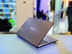 Asus Aspire Chromebook 1tera 8GB 15.1in