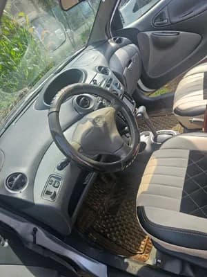 Toyota Vitz 2001