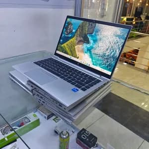 HP EliteBook 830 G8 Touchscreen