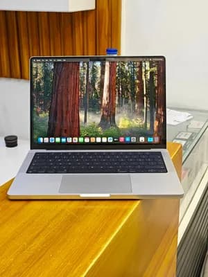 Apple MacBook Pro 14-inch M1 Pro