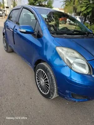 Toyota Yaris Compact 2010 1.0L
